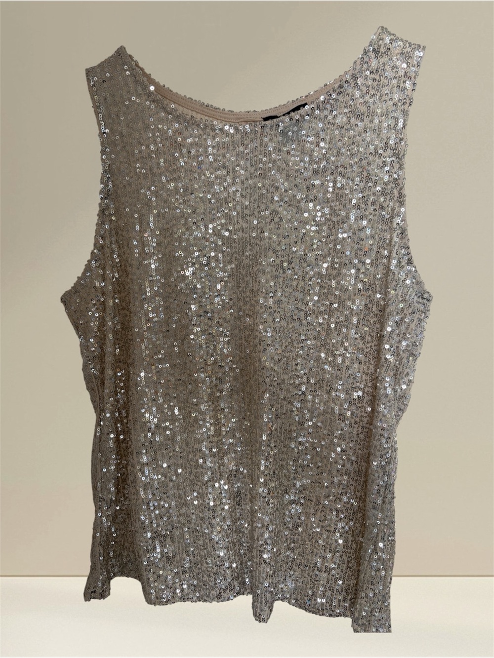 Halogen Sleeveless Sequin Top in Light Gold